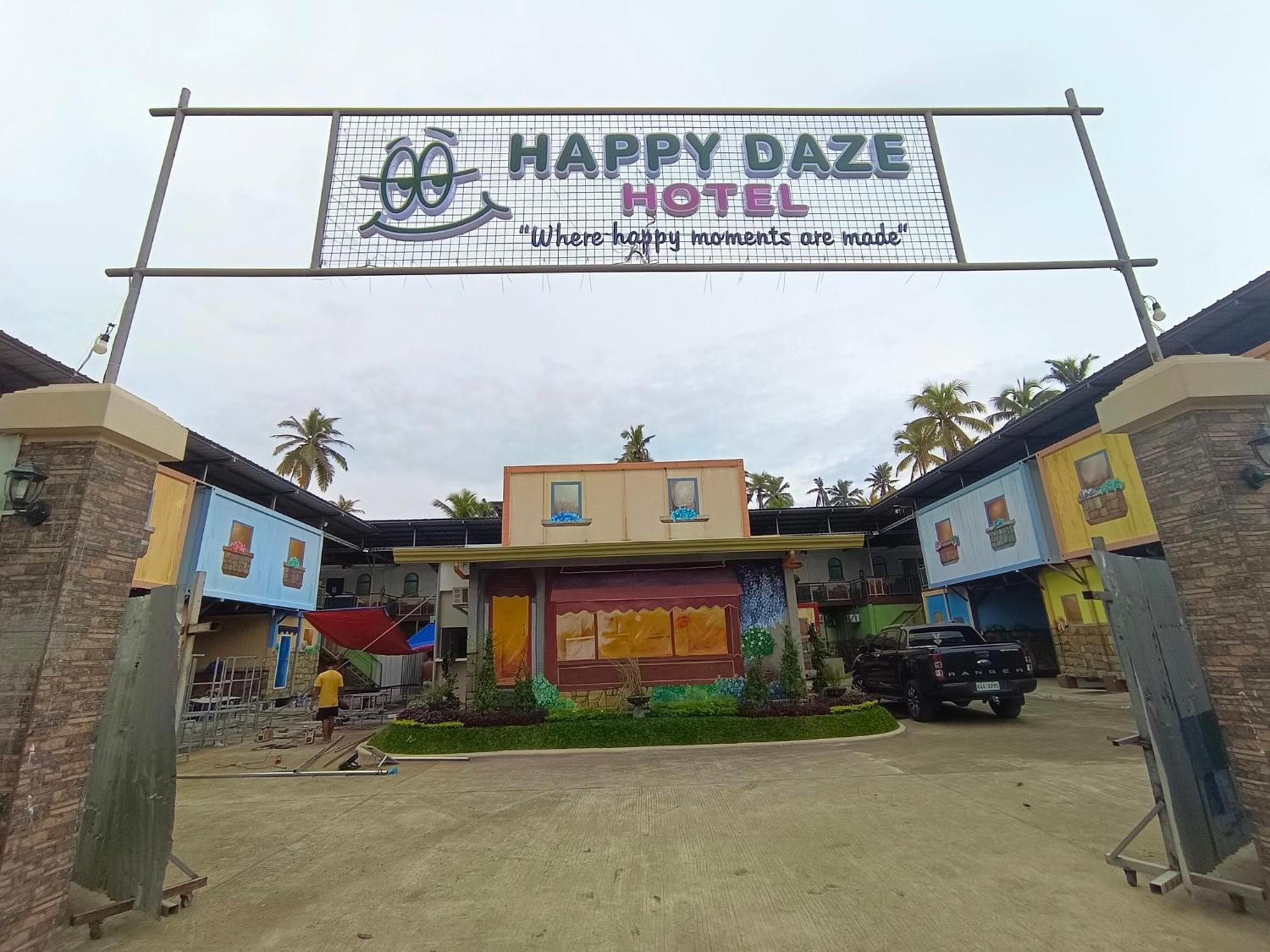 Happy Daze Hotel Tagum Exterior photo